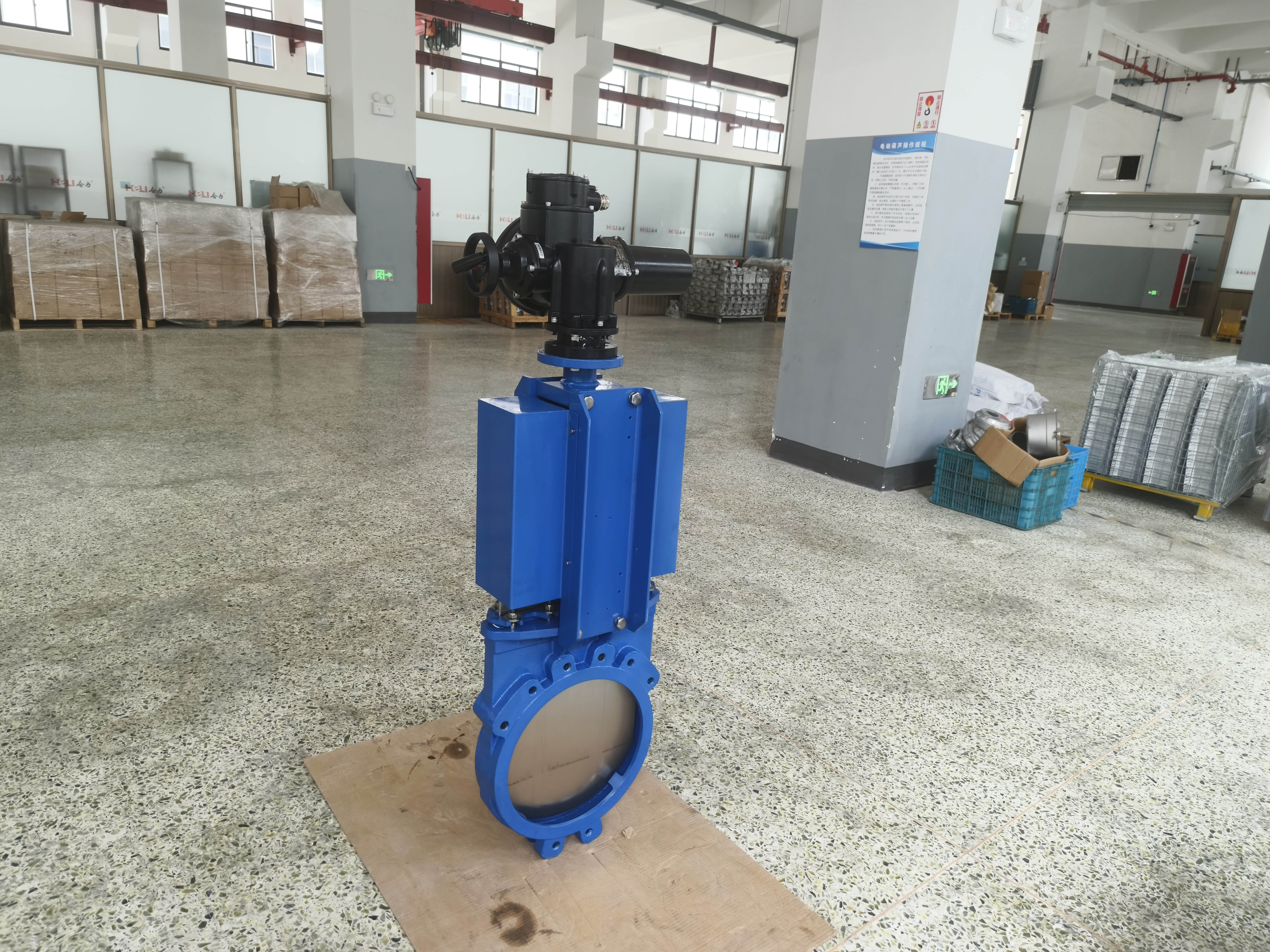 Injap pintu rata elektrik WCB